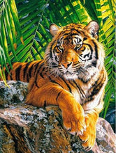 Load image into Gallery viewer, 5d Hotsale Diamond Painting Kit - DIY Custom Kits  414